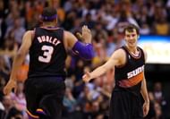 Goran Dragic (right)